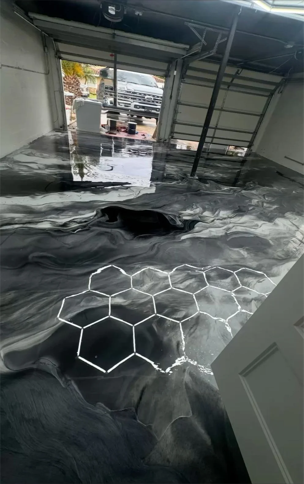 epoxy, epoxy floor, epoxy flooring, epoxy garage floor, garage floor epoxy, garage epoxy floor, epoxy resin, concrete floor coating, epoxy floor coating, decorative floor, Residential floor