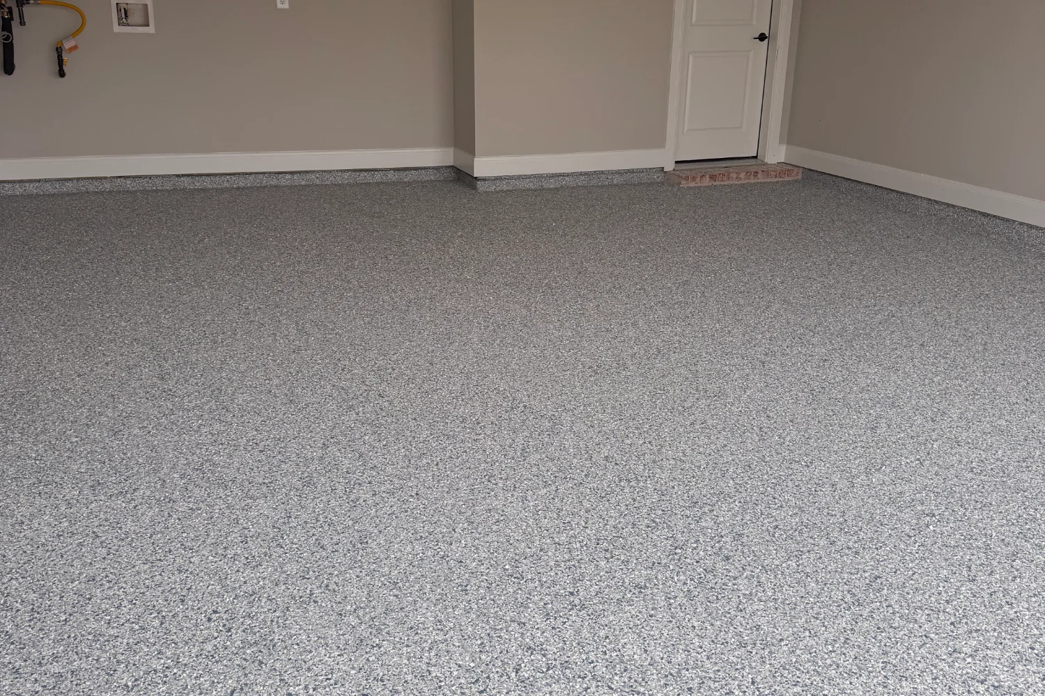 epoxy, epoxy floor, epoxy flooring, epoxy garage floor, garage floor epoxy, garage epoxy floor, epoxy resin, concrete floor coating, epoxy floor coating, decorative floor, Residential floor