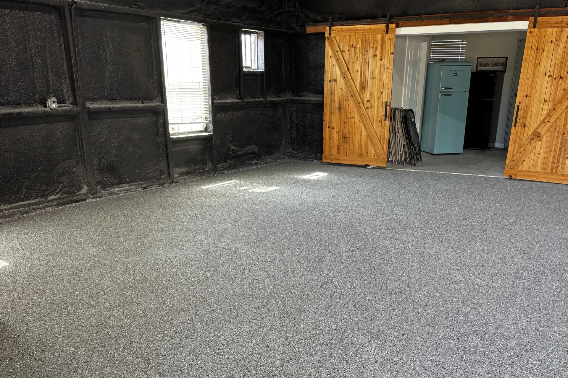 epoxy, epoxy floor, epoxy flooring, epoxy garage floor, garage floor epoxy, garage epoxy floor, epoxy resin, concrete floor coating, epoxy floor coating, decorative floor, Residential floor